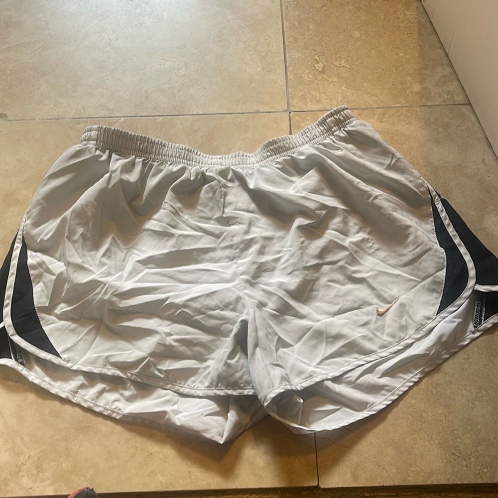 Nike running short size large